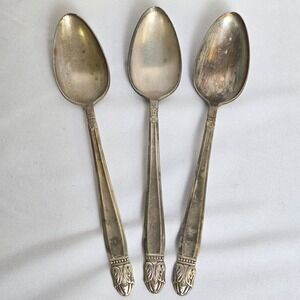 Holmes & Edwards‎ Silverplate Teaspoons, Danish Princess, 6.25", Set of 2, Vtg